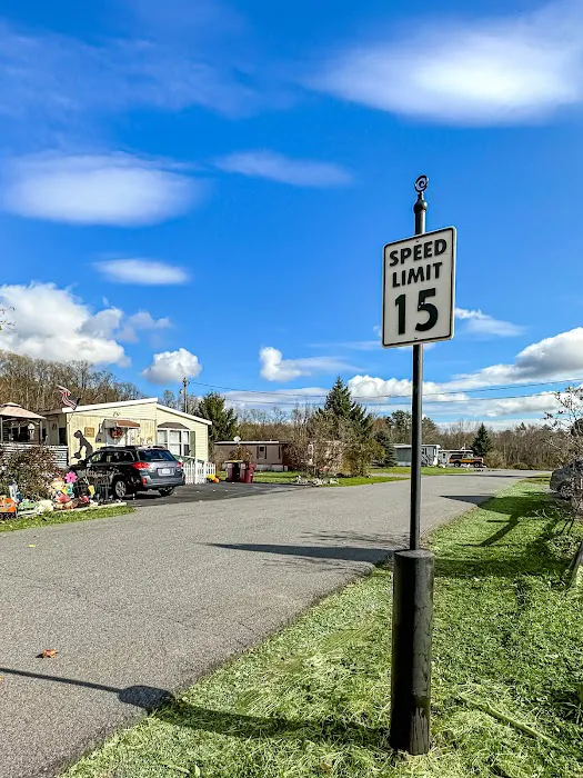 Hyspot Mobile Home Park Picture 8