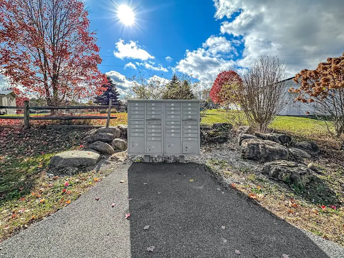 Hyspot Mobile Home Park Picture 5