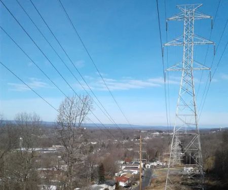 Sun Retreats Pleasant Acres Farm