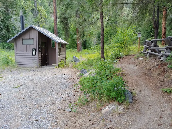 Pine Flats Campground Picture 4