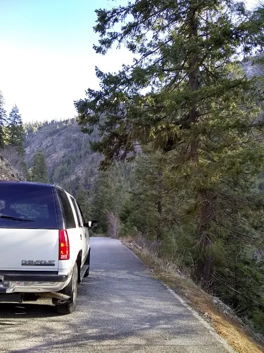 Pine Flats Campground Picture 8