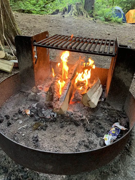 Colonial Creek South Campground Picture 8