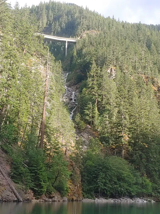 Hidden Cove Campground Picture 8