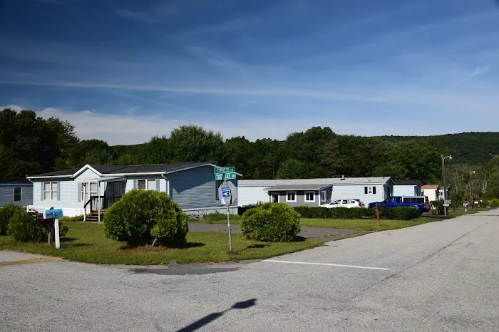 Huguenot Estates Manufactured Home Community Picture 9