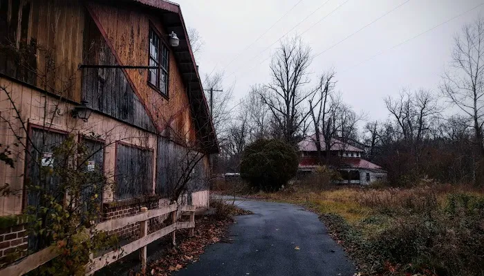 Williams Grove Mobile Home Park Picture 2