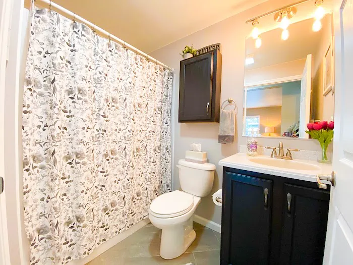 Hillcrest Estates Picture 9