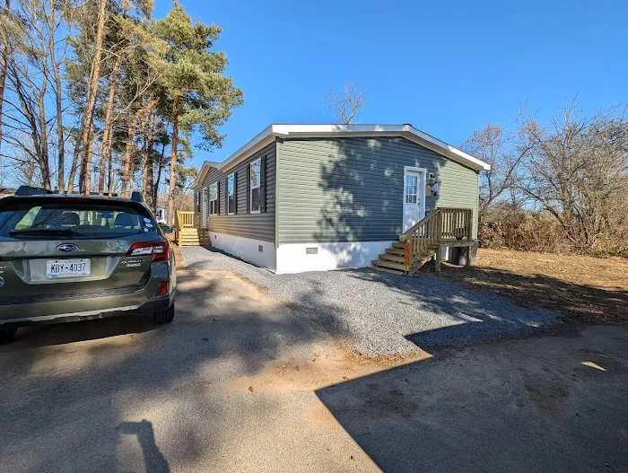 Green Mansion Manufactured Housing Community Picture 2