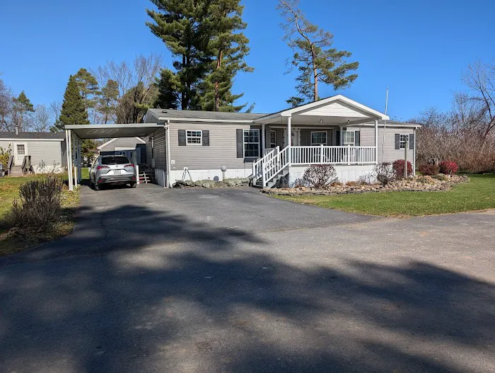 Green Mansion Manufactured Housing Community Picture 8