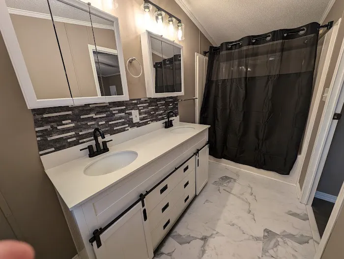 Twin Ponds Manufactured Housing Community Picture 2