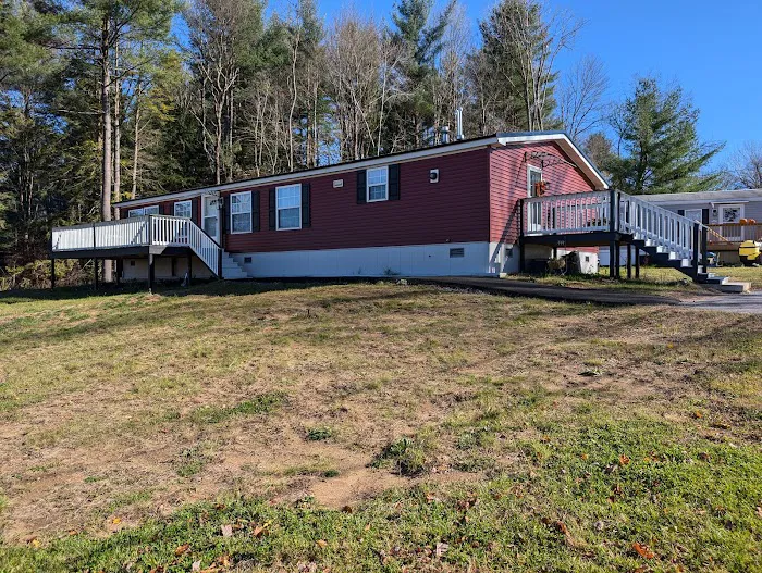 Twin Ponds Manufactured Housing Community Picture 1