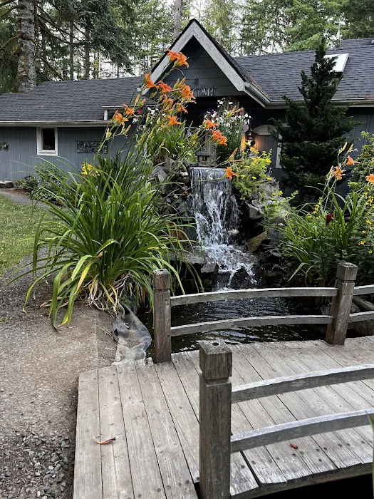 Cougar RV Park & Campground Picture 6