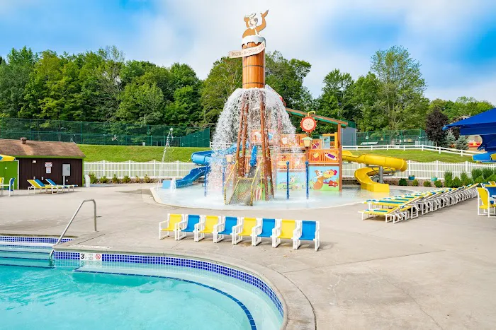 Jellystone Park™ Birchwood Acres Picture 3