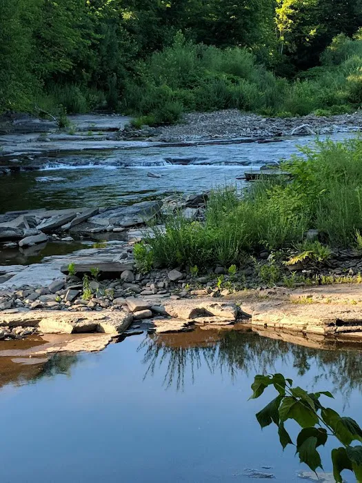 Rolling Huts Picture 9