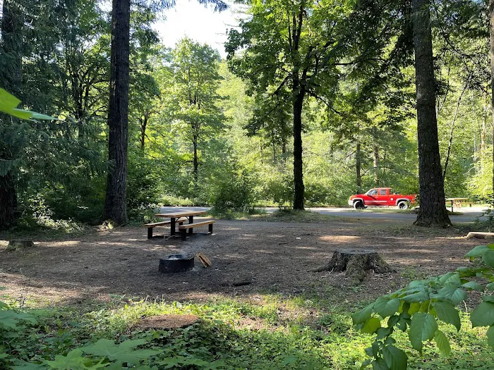 Sunset Falls Campground Picture 9