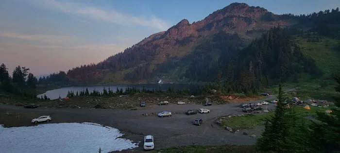 Twin Lakes Campgrounds Picture 1