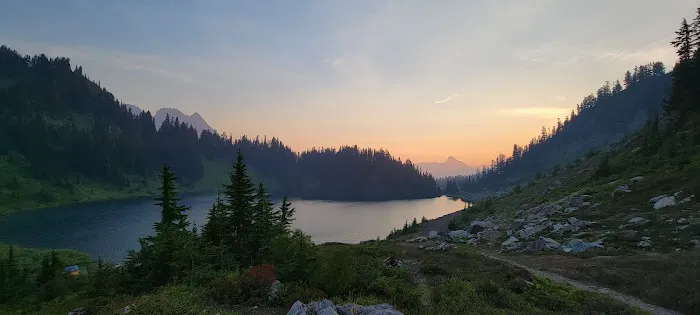 Twin Lakes Campgrounds Picture 6