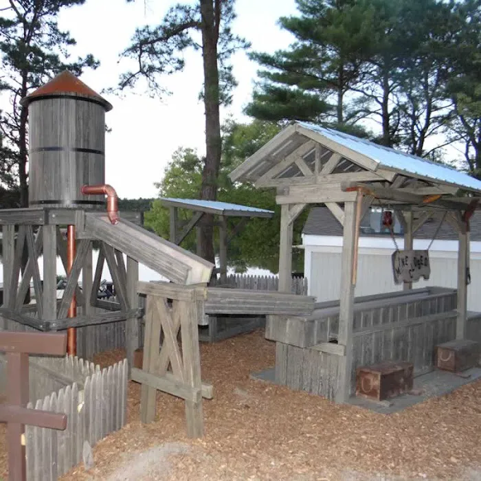 Cape Cod Maple Park Campground & RV Park Picture 4