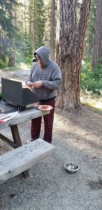 Flat Campground Picture 4