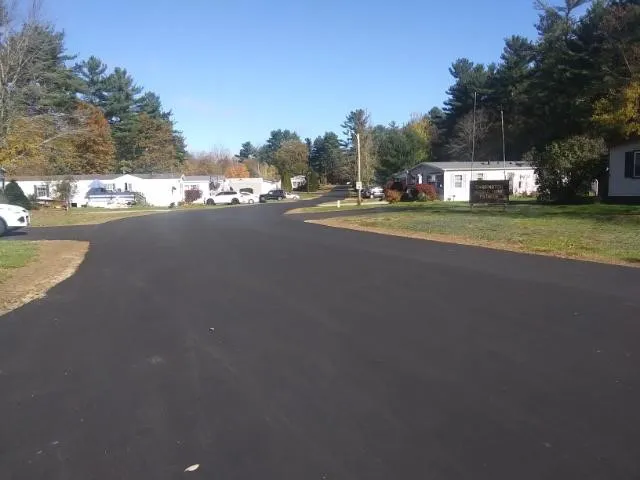 Barrington Estates Mobile Home Park Picture 6