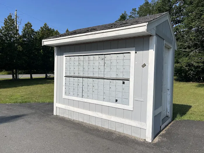 Barrington Estates Mobile Home Park Picture 7