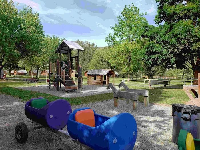 Winthrop / N. Cascades National Park KOA Holiday Picture 5