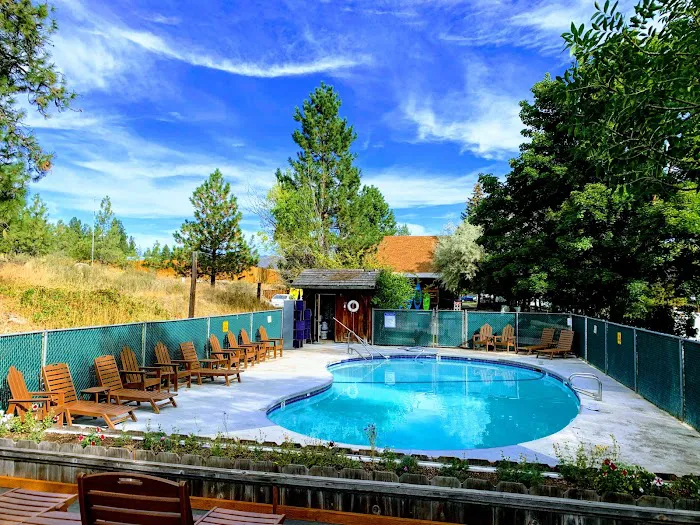 Winthrop / N. Cascades National Park KOA Holiday Picture 7