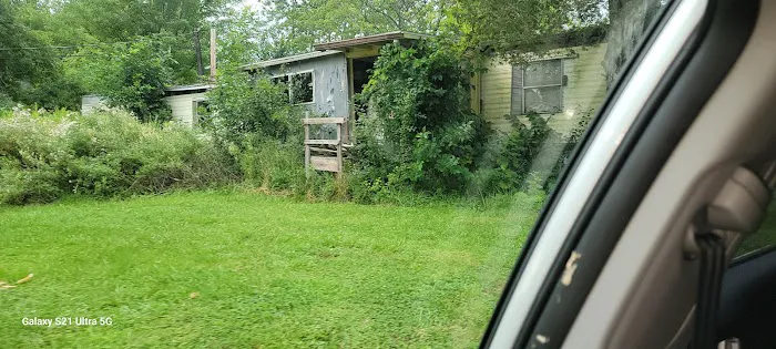 Blue Spruce Senior Mobile Home Park Picture 5