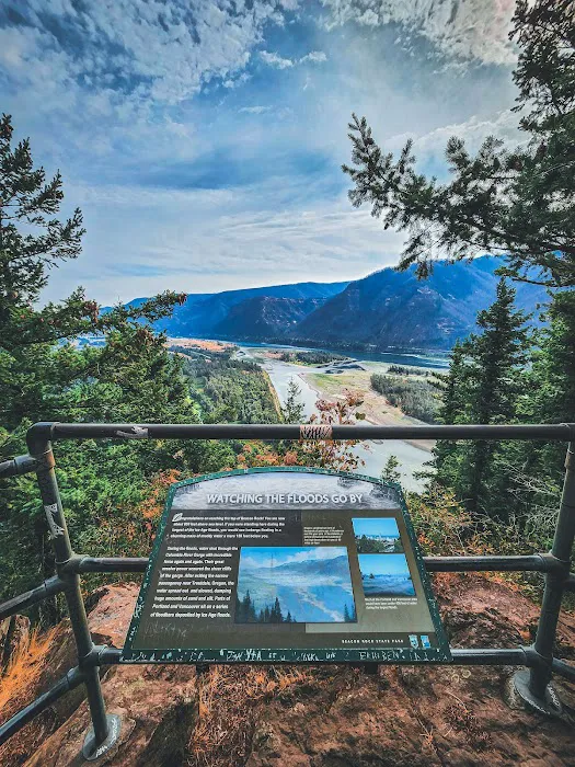Beacon Rock Campground Picture 5