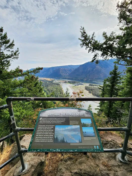 Beacon Rock Campground Picture 8