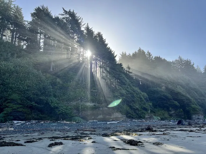 Yellow Banks Picture 5