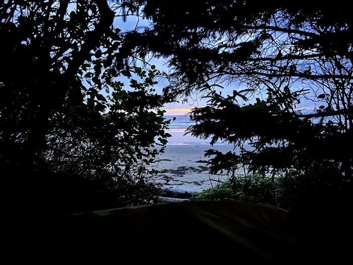 Yellow Banks Picture 3