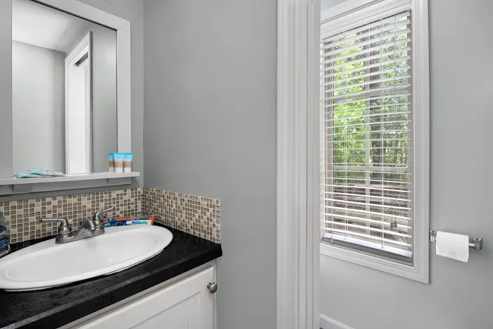 Sun Retreats Peters Pond Picture 8