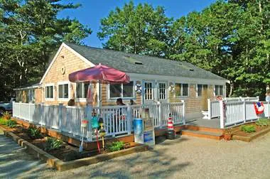 Sun Retreats Cape Cod Picture 10