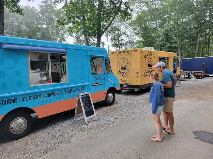 Ogunquit Farm RV Resort Picture 8