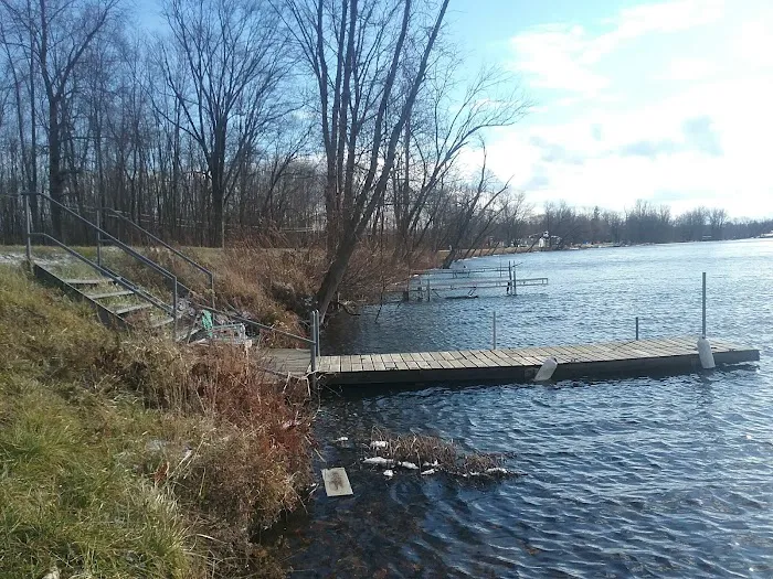 Riverview mobile court llc Picture 5