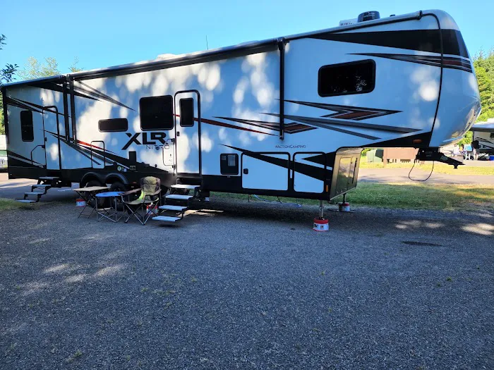 Dairy Creek Camp West Picture 4