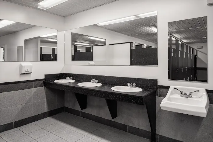 Sun Retreats Wild Acres Picture 6