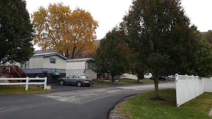 Oakhill Mobile Home Park Picture 8