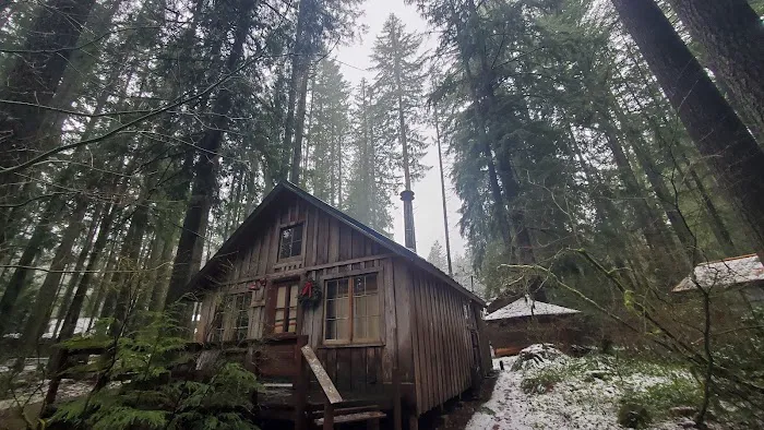 Cedarwood Cabin Picture 3