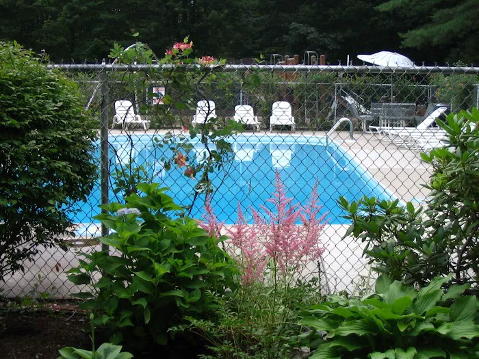 Friendly Village of Gorham Picture 7