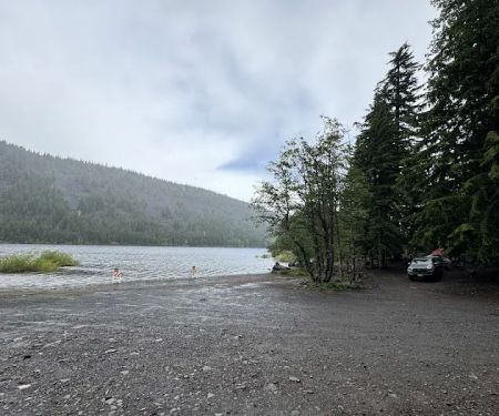 Kinnikinnick (Laurance Lake) Campground
