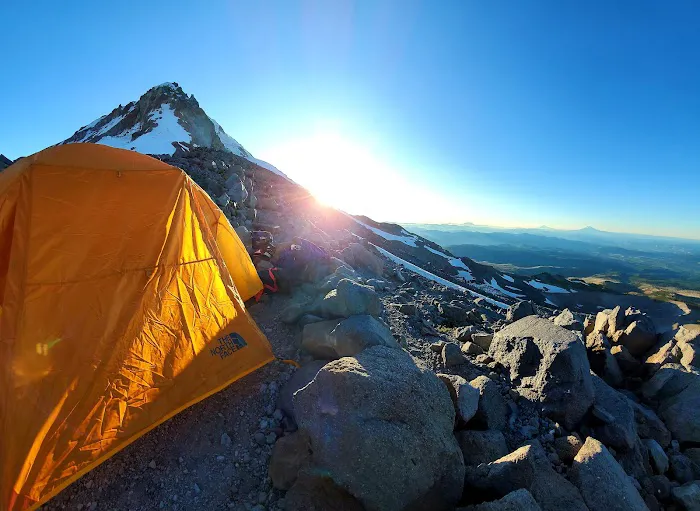 Cooper Spur Trail Shelter Picture 10