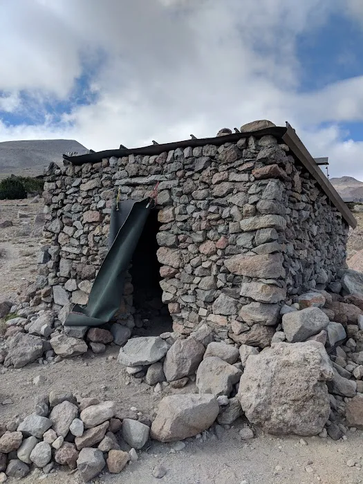 Cooper Spur Trail Shelter Picture 3