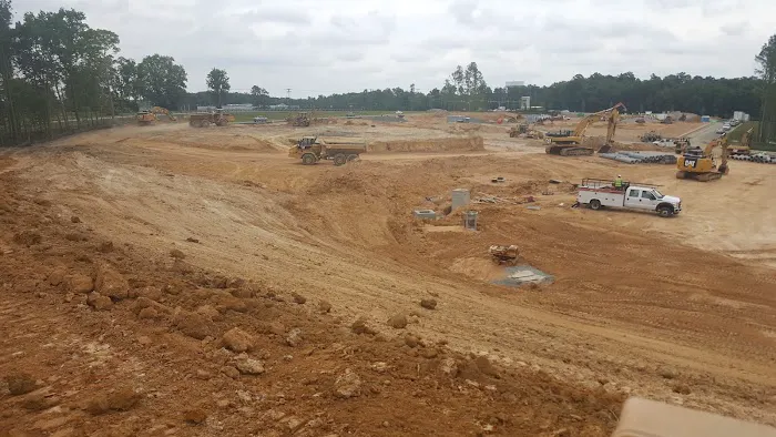 Hanshaw Village Mobile Home Park Picture 4