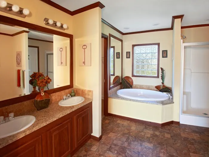 Thomas Estates Picture 5