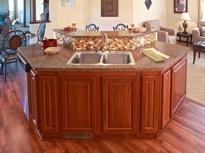 Thomas Estates Picture 7