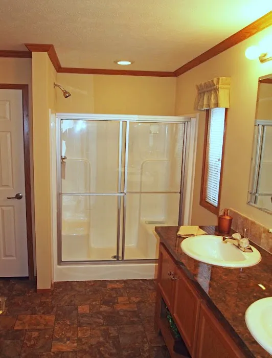 Thomas Estates Picture 6