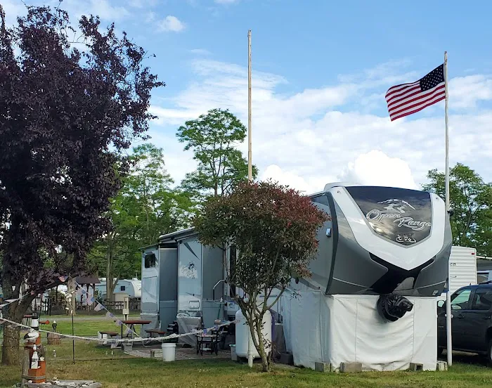 Beachside RV Park Picture 10