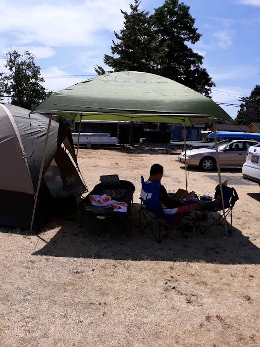 Beachside RV Park Picture 6