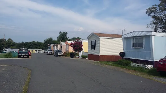 Trailer Park Picture 2